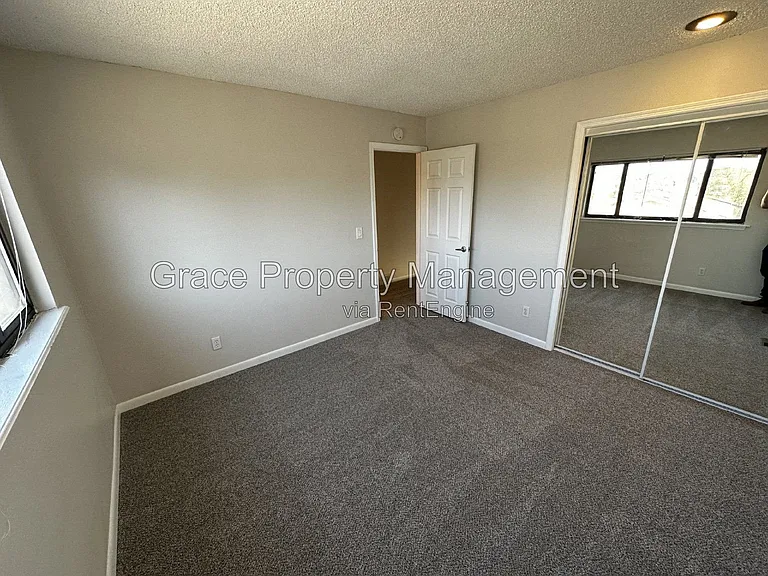 24 Mountain Shadows Ct — Photo 28