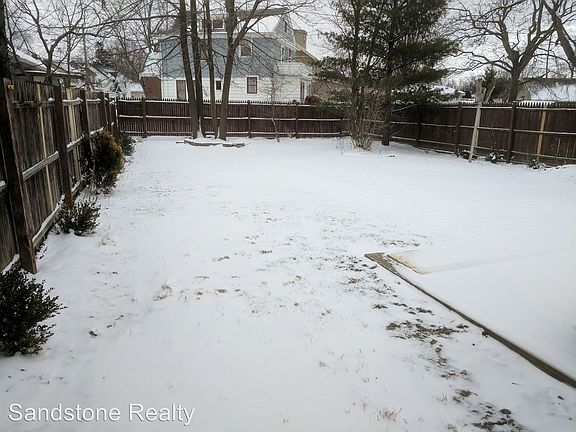 2nd image of 2105 W Erie Ave