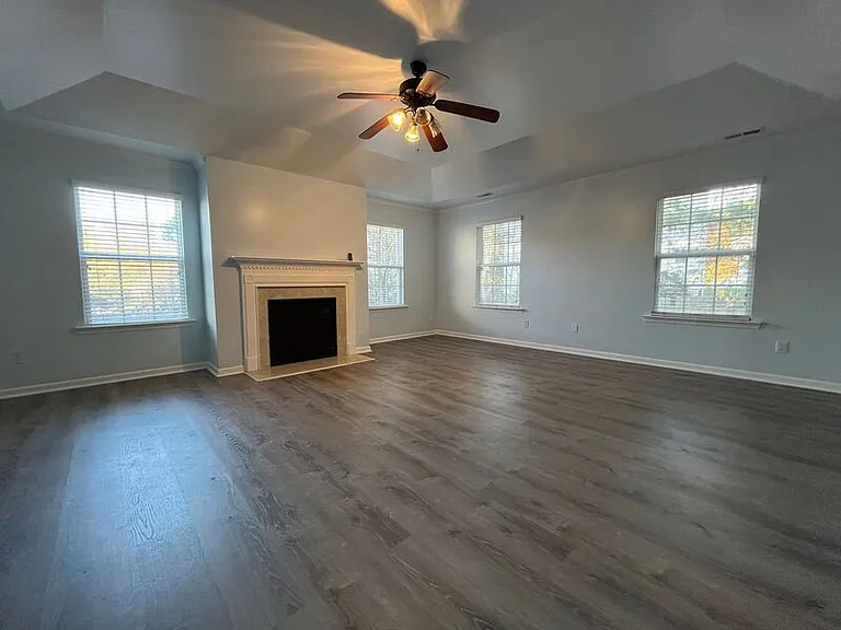 8700 Gooch Ct — Photo 14
