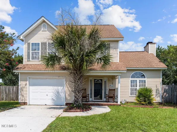 6909 Daybreak Lane, Wilmington, NC 28411