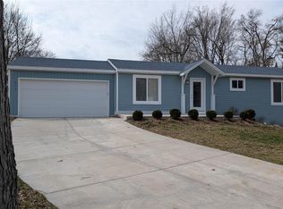 6112 Andersonville Rd, Waterford, MI 48329