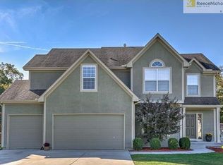 2525 SW Golden Eagle Rd, Lees Summit, MO 64082