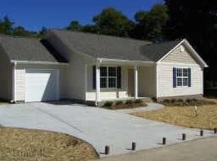 235 Orchard Park Ln, Winston Salem, NC 27127