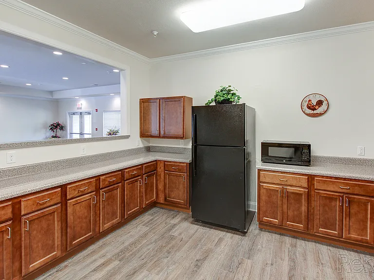 Sterchi Ridge Apartments — Photo 11
