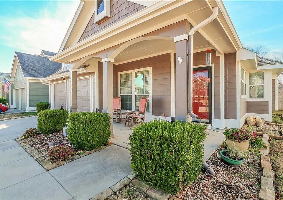 1st image of 9869 Wild Ginger Dr