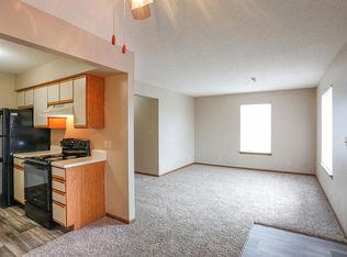 South Park Apartments, Newton, KS 67114