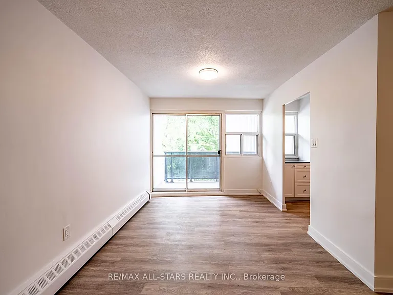 7 Albert St #317 — Photo 7