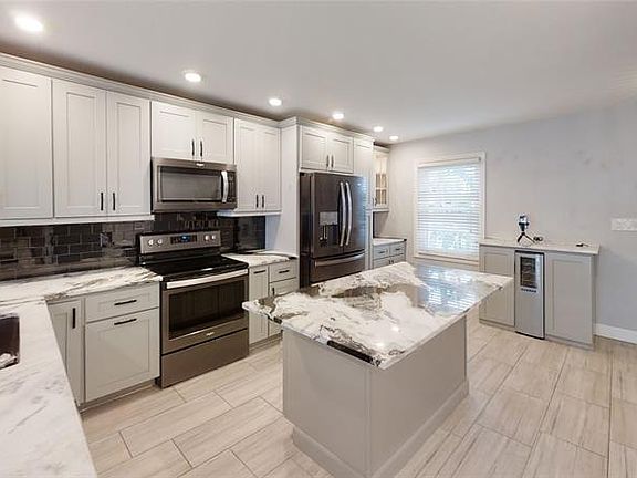 5th image of 4927 Cobia Dr SE #4927