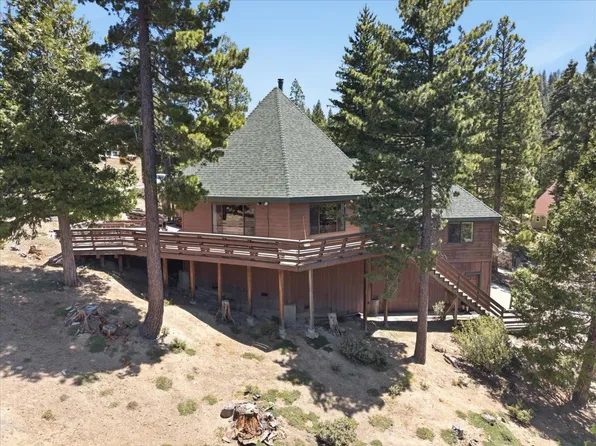 7273 Yosemite Park Way, Yosemite National Park, CA 95389