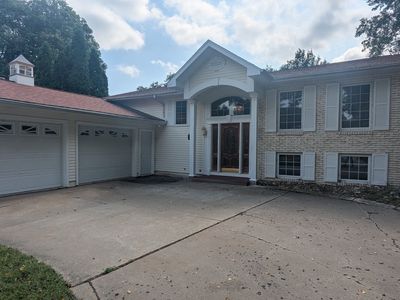 4835 Norwood Dr, Bettendorf, IA, 52722
