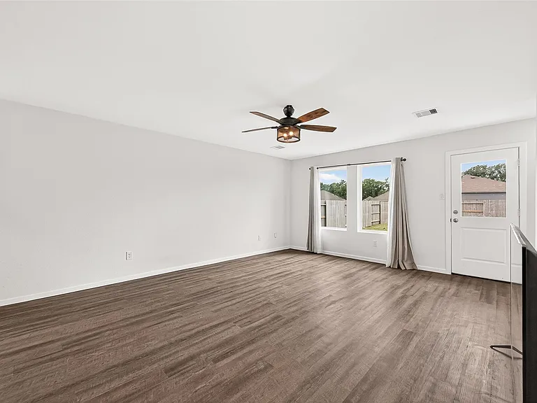 18634 Scopello Dr — Photo 11
