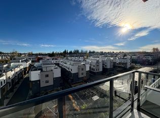 20049 82nd Ave #613, Langley, BC V2Y2A8