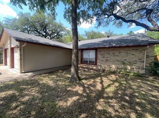 8714 Pineridge Dr #B, Austin, TX 78729