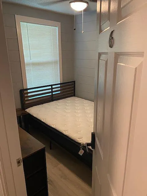 4 bed, 2.0 bath, 1505 sqft, $754 — Photo 2