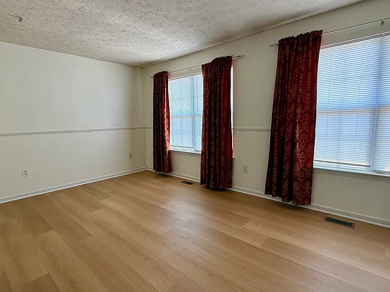 3340 Hollow Ct — Photo 18