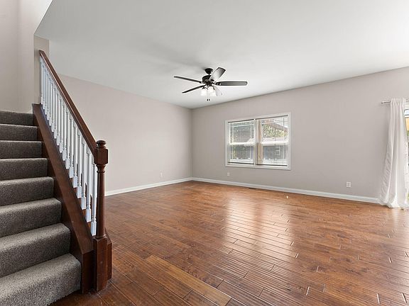 5th image of 5535 Malibu Dr