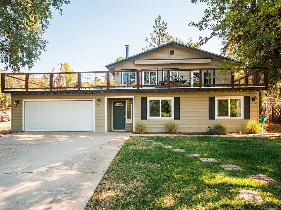 1st image of 14981 Torrey Pines Dr