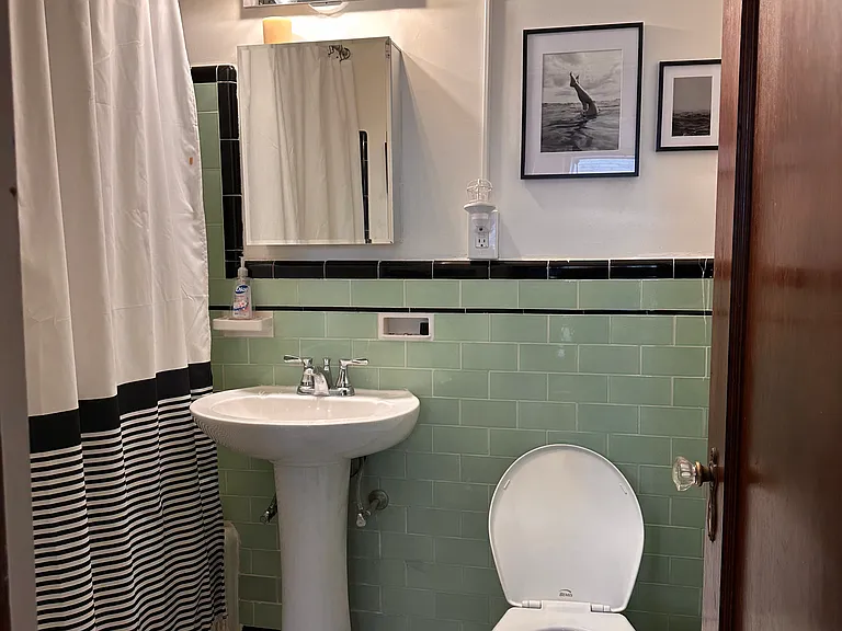 1273 N Cook St #6 — Photo 10