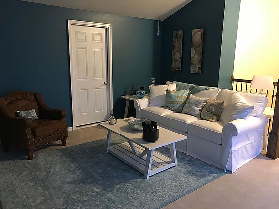 2nd image of 3541 Bunker Dr