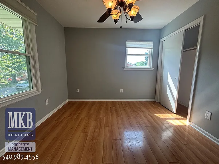 4706 Casper Dr NE — Photo 11