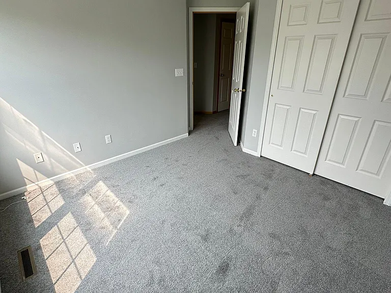 15830 Frisian Ln — Photo 15