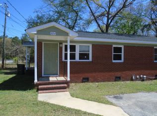 324 Old Shaw Rd, Fayetteville, NC 28303