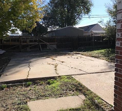 5th image of 2258 S Galapago St