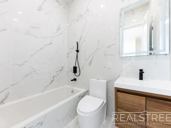 1276 Jefferson Avenue image 10 of 12