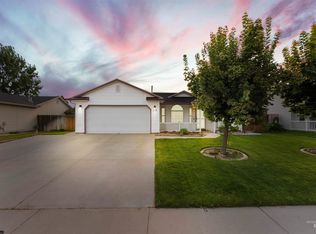 122 N Summer Breeze St, Nampa, ID 83651