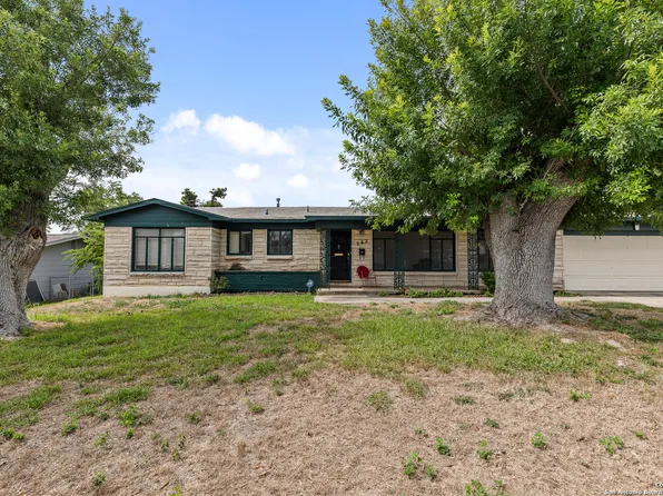 562 ADRIAN DR, San Antonio, TX 78213