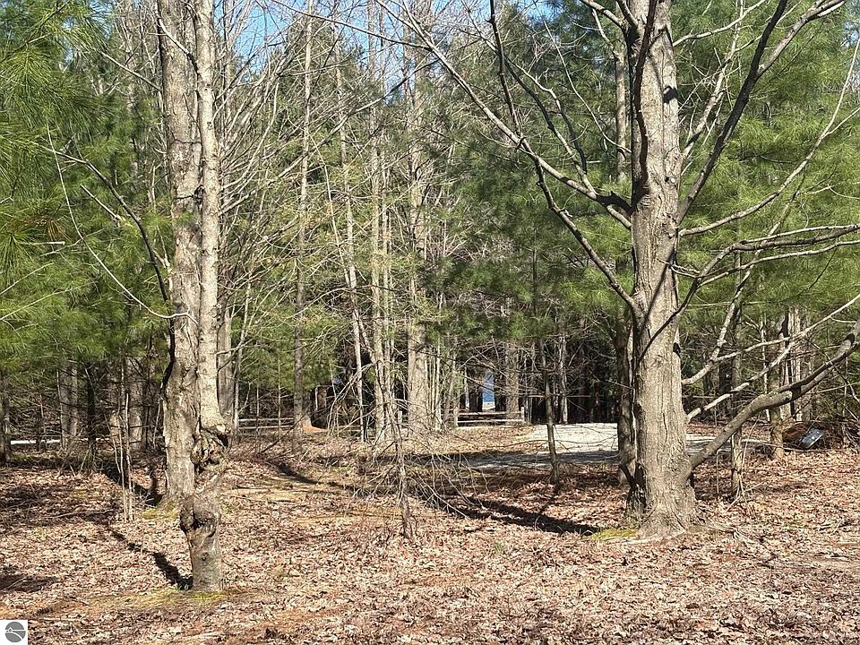 1st image of 0 Torch Lake Dr