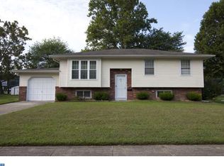 4 Hampshire Ave, Turnersville, NJ 08012