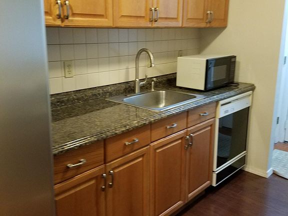 5th image of 669 Coeur De Royale Dr APT A