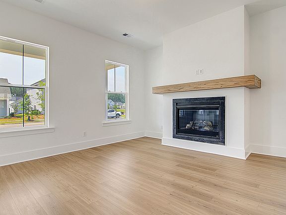 Midtown at Nexton - Givhans Interior Image 2