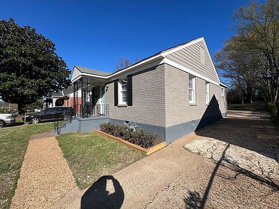 5th image of 904 Tampa Ave