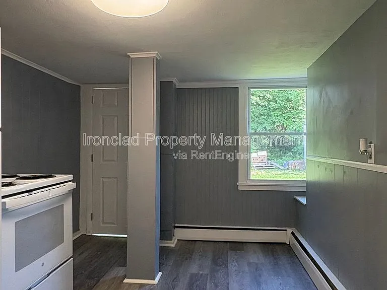 35 Warwick St #31 — Photo 9