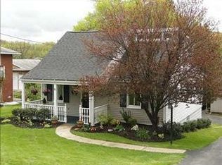 6 Norris Dr, Canonsburg, PA 15317