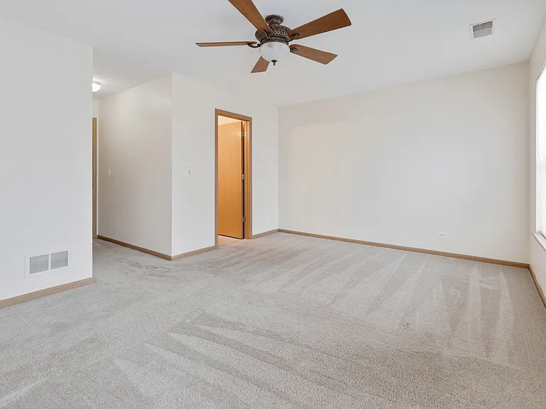 840 Amelia Ct — Photo 16