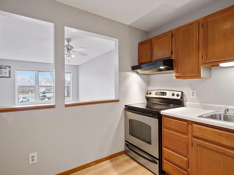 720 3rd Ave NE #113 — Photo 5