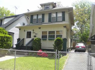 38 Leslie St, East Orange, NJ 07017