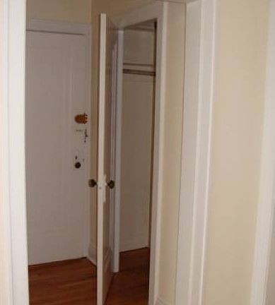 Entry & Coat Closet