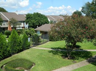 6565 Wanda Ln, Houston, TX 77074