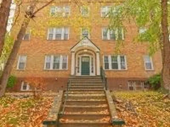 889 Lancaster St APT 3, Albany, NY 12203