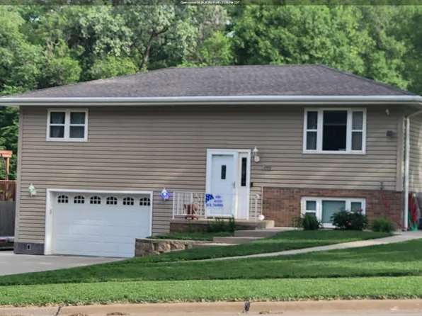 3401 W 19th St, Sioux City, IA 51103