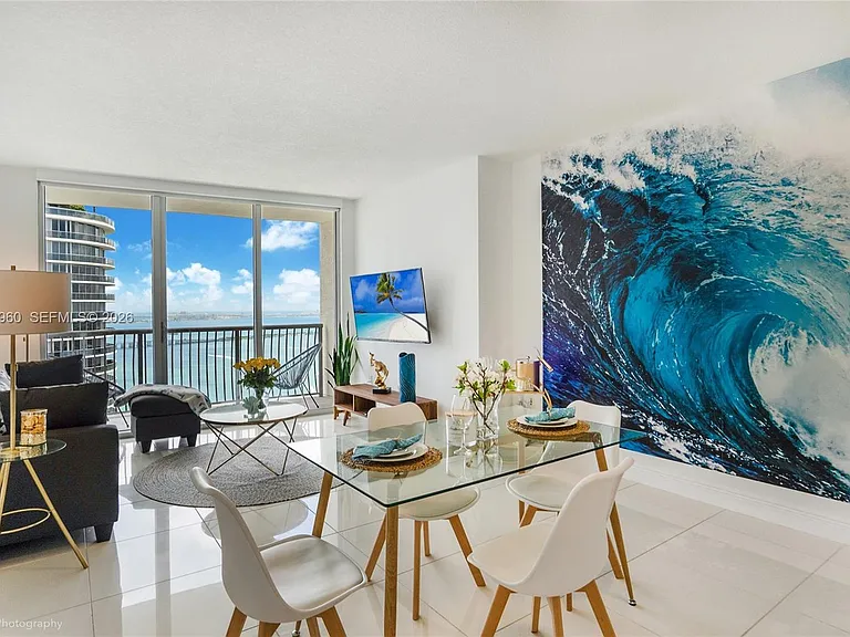 1750 N Bayshore Dr #5203 — Photo 1