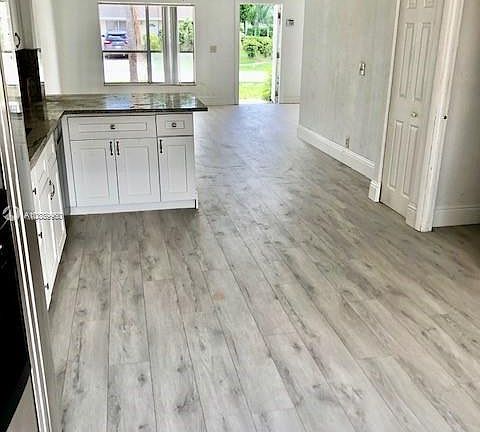 4th image of 6175 W Wauconda