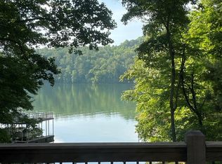 100 Lake Vista Dr, Blairsville, GA 30512