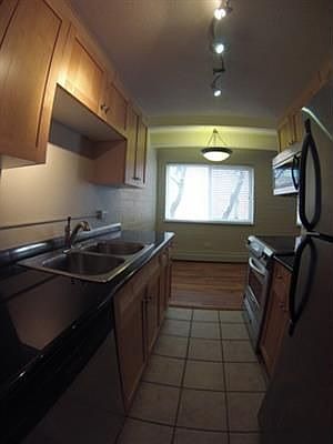 2nd image of 250 N Pearl St APT 302
