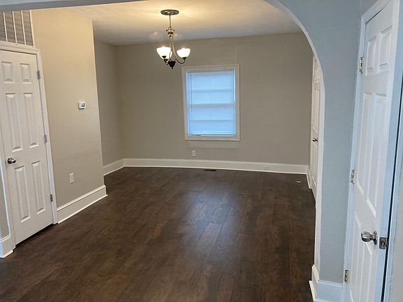 Dining/living room area