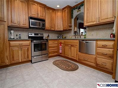 5th image of 4830 Aspen Dr